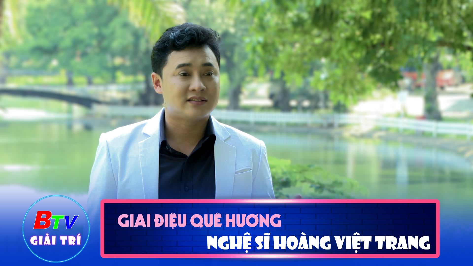 Nghệ sĩ Hoàng Việt Trang